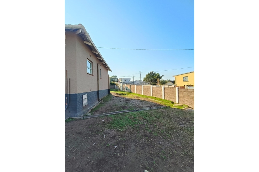 To Let 3 Bedroom Property for Rent in Cambridge Eastern Cape